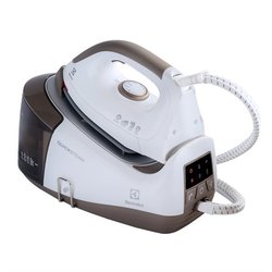 Žehlička Electrolux EDBS3360 s parním generátorem