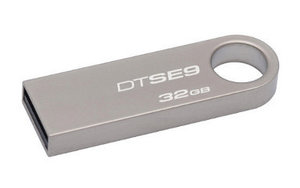 Flash USB Kingston DataTraveler SE9 32GB USB 2.0 - kovový